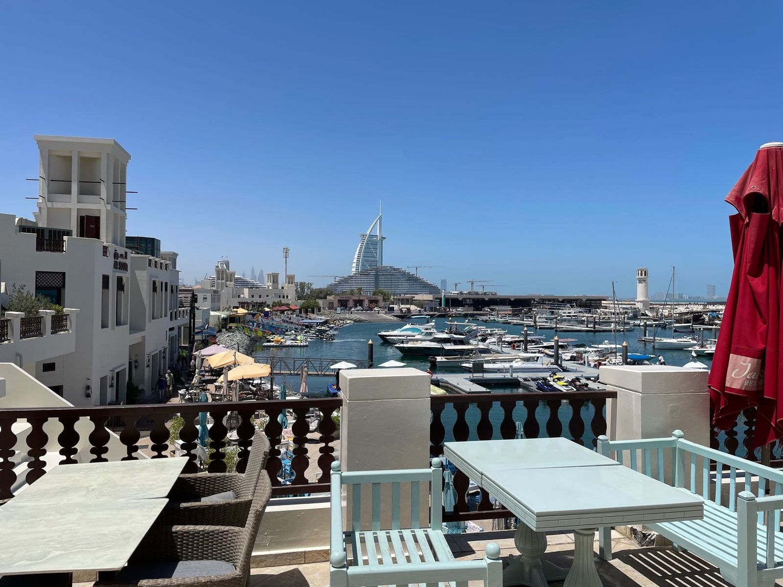 Al Jalboot Restaurant, Al Souq Mall, Dubai