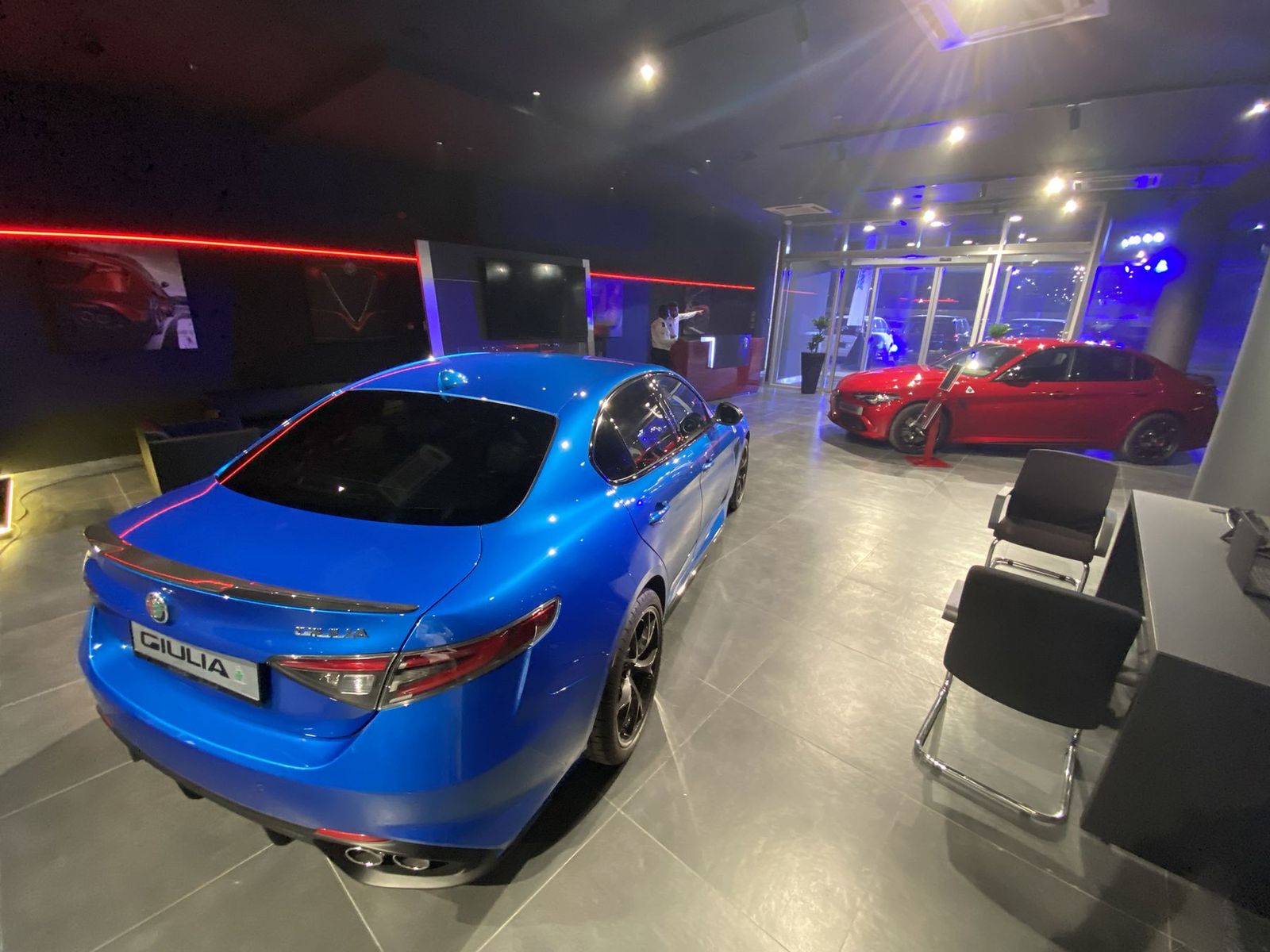 Alfa Romeo Showroom, view 4
